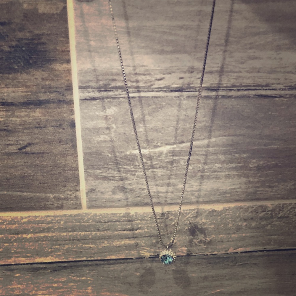 🔹Swarovski necklace